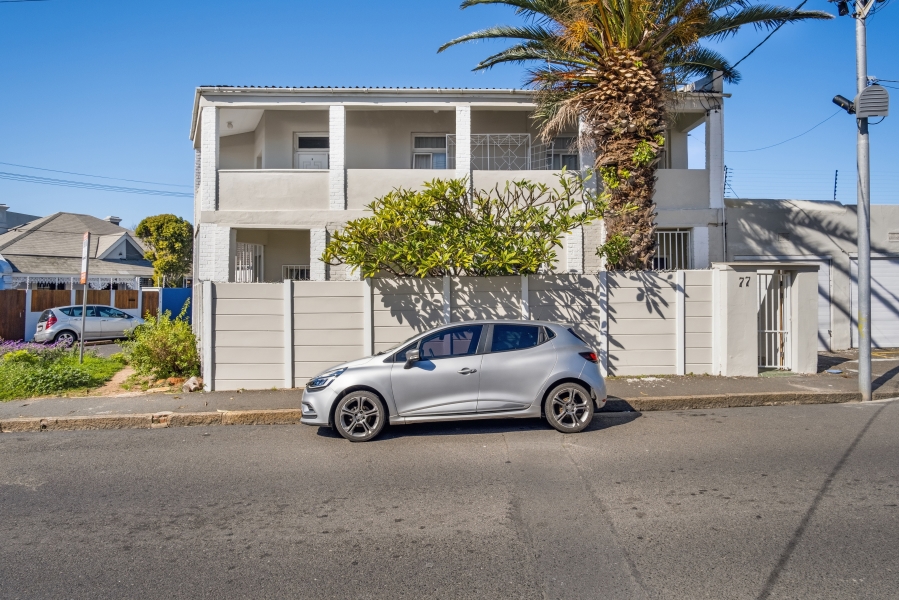 To Let 9 Bedroom Property for Rent in Observatory Western Cape